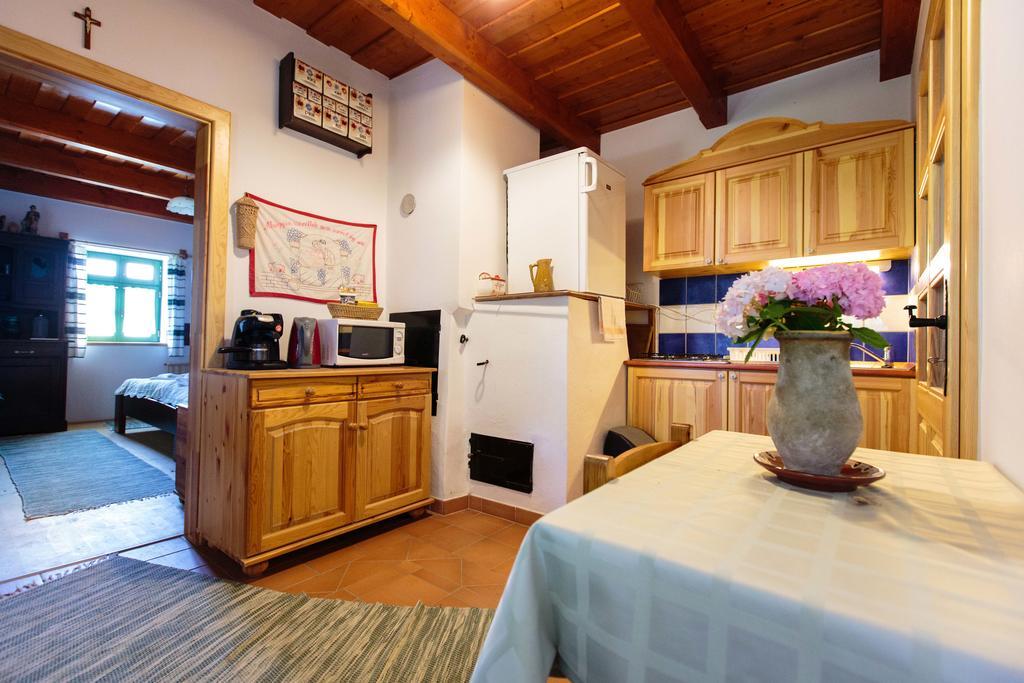 Vindornyalak Oereghegyi Apartman חדר תמונה